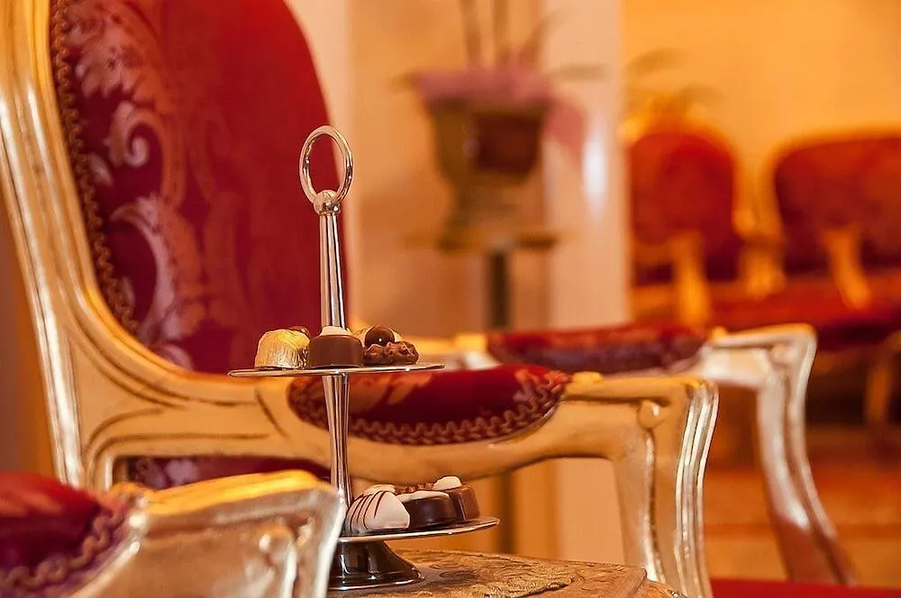 Hotel Opera Suites Viena