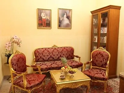 Opera Suites Viena Hotel