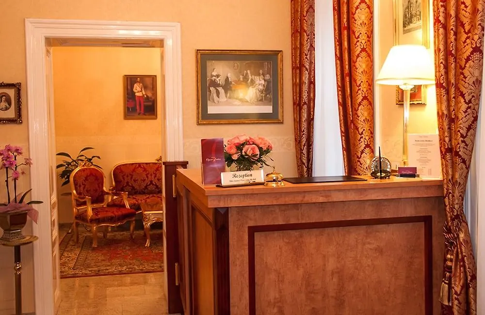 Pension Opera Suites I Self Check In Vienna 4*,