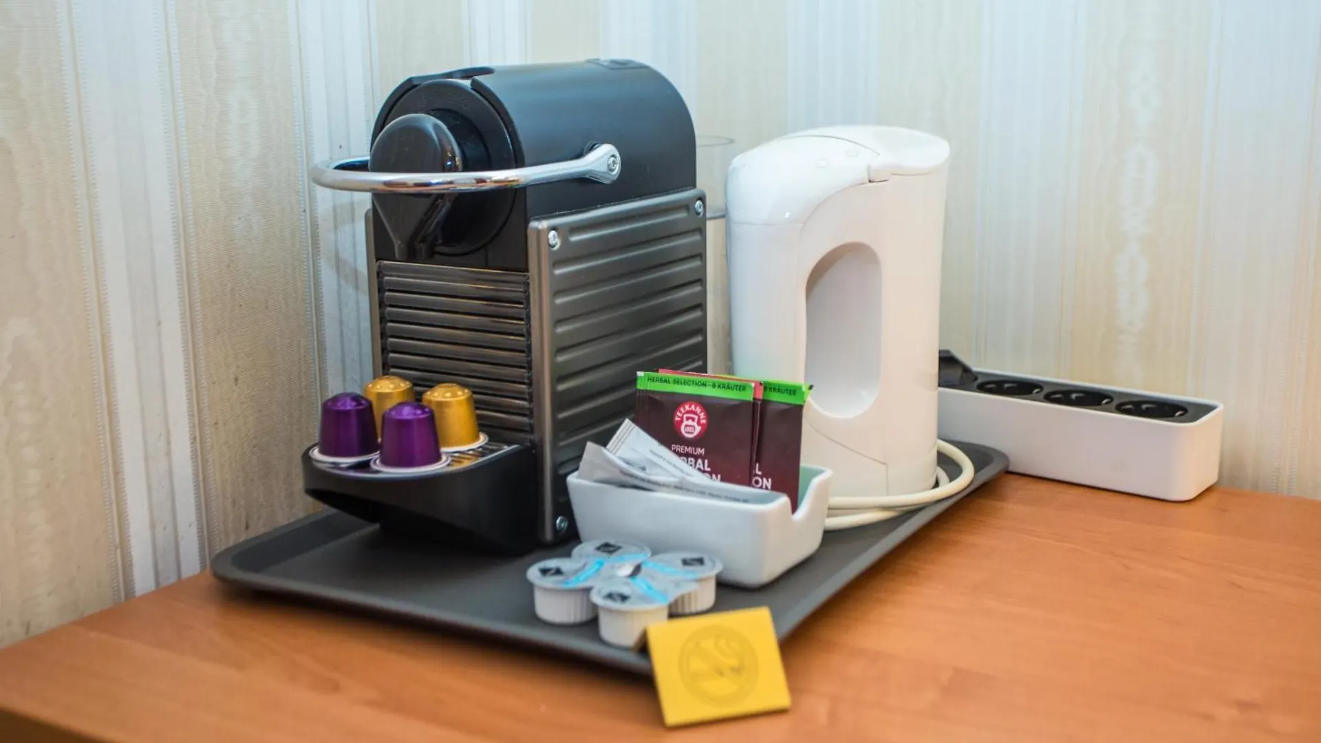 Hotel Pension Opera Suites I Self Check In Vienna