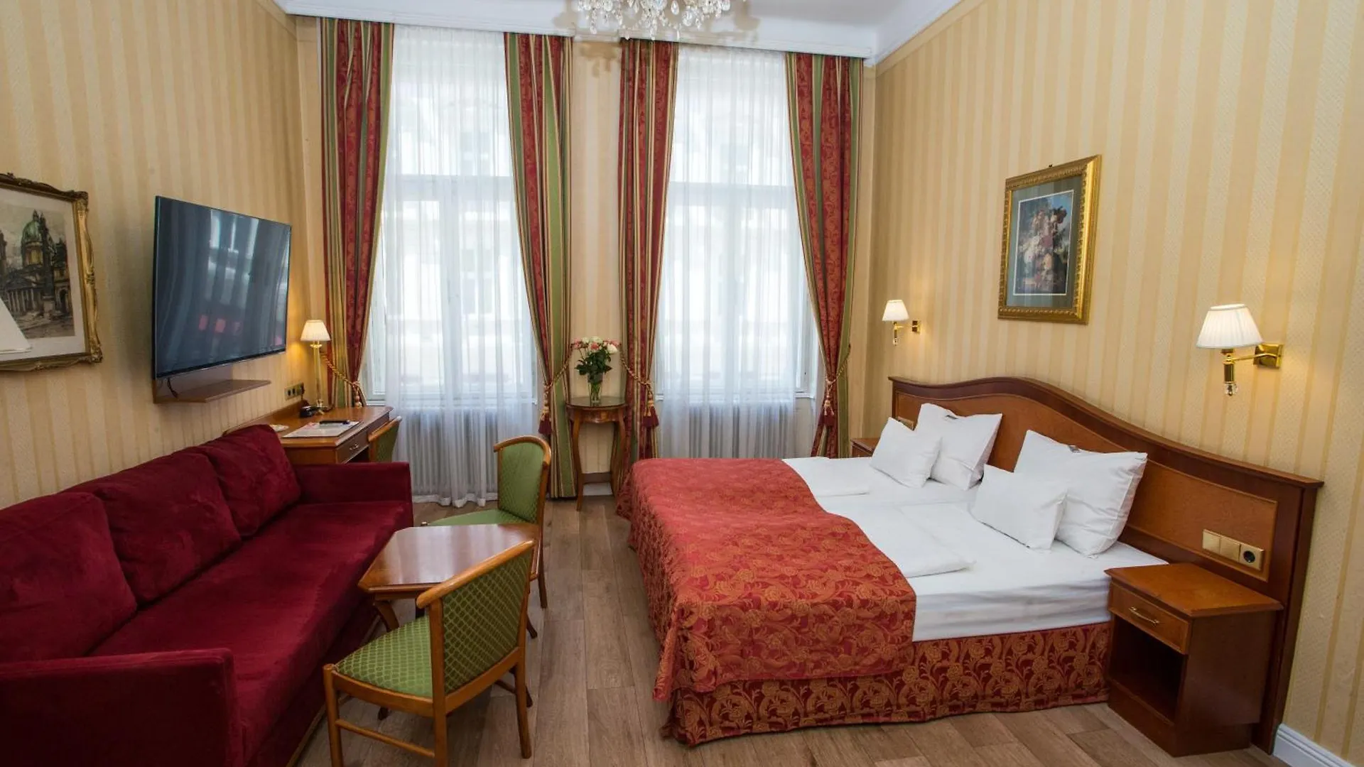 Hotel Pension Opera Suites I Self Check In Vienna