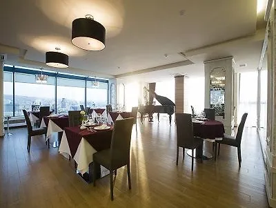**** Hotel Pension Opera Suites I Self Check In Vienna Austria